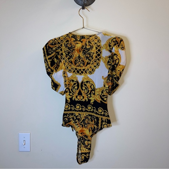 Fashion Nova “I Don’t Speak Broke” Baroque Wrap Bodysuit NWT M - Picture 5 of 12